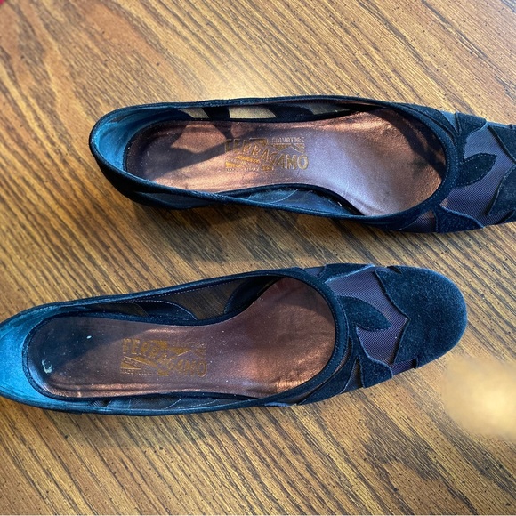 Salvatore Ferragamo Nero Suede Kid size 9 1/2 AA - Picture 6 of 6